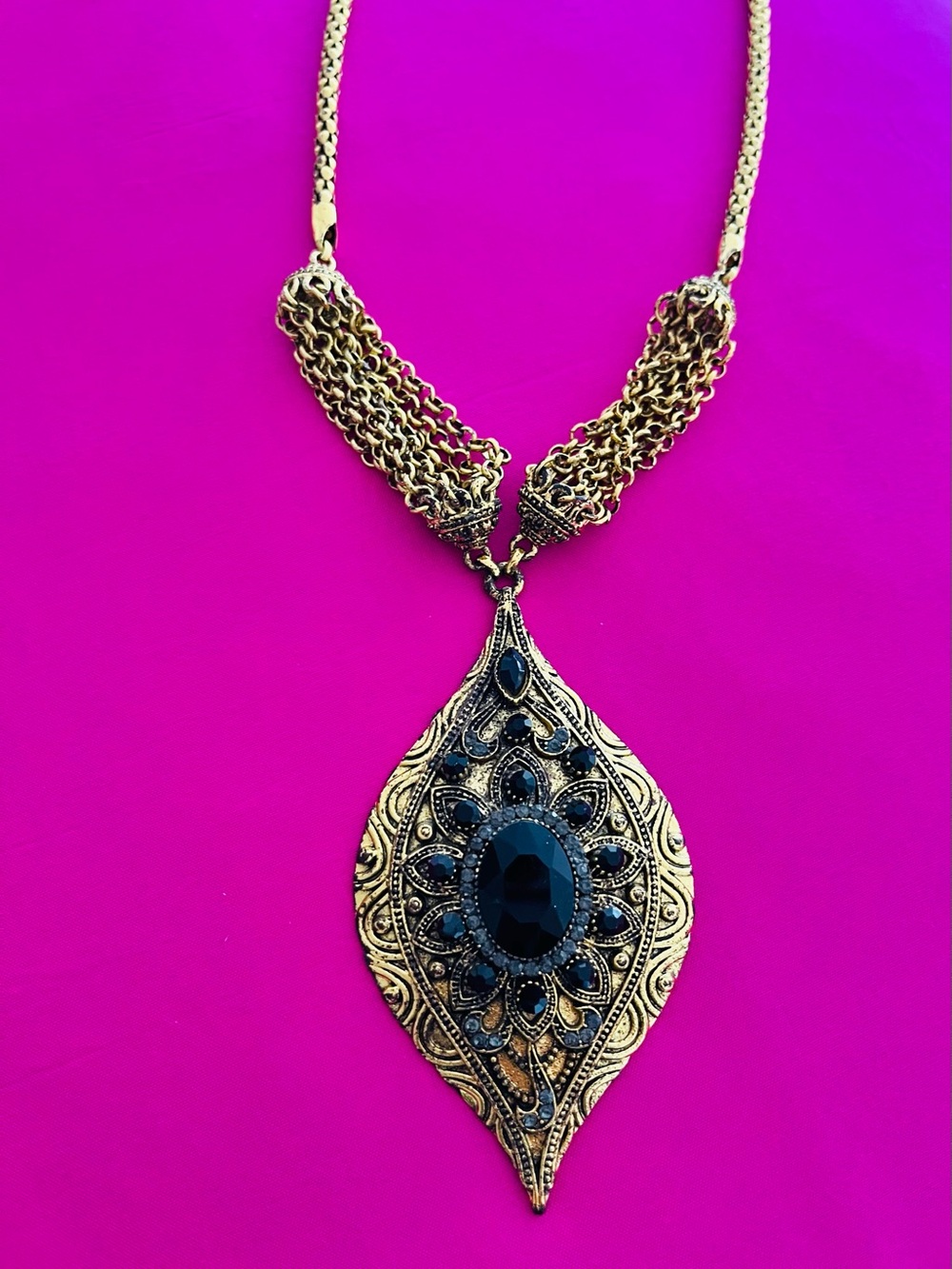 GOLD EGYPTIAN NECKLACE